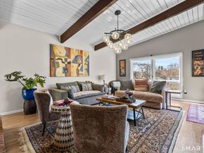 19 Ledgebrook Drive 19, Norwalk CT 06854