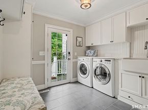 596 Silvermine Road, New Canaan CT 06840