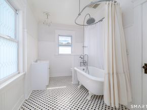 37 Harriet Street, Norwalk CT 06851