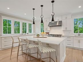 25 Hillcrest Road, New Canaan CT 06840