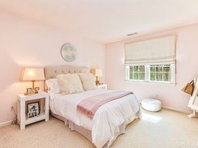 54 Saint George Lane, New Canaan CT 06840