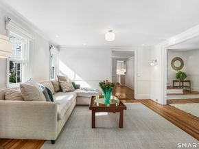 39 Park Place 39, New Canaan CT 06840