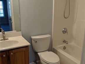 793 Federal Road 14, Brookfield CT 06804