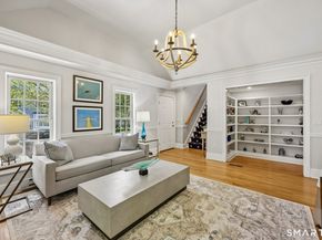 7 Ennis Lane, Fairfield CT 06824