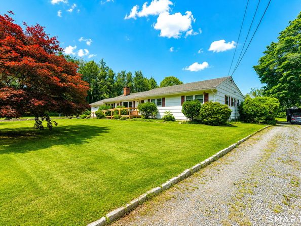 52 Lauderdale Drive, Trumbull CT 06611