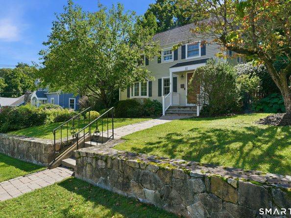 12 Edgewood Avenue, Trumbull CT 06611