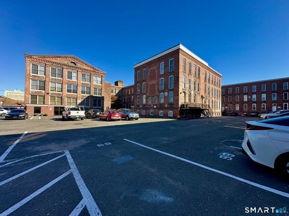325 Lafayette Street 2203, Bridgeport CT 06604