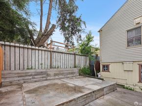 1913 Oakdale Avenue, San Francisco CA 94124