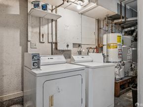 1913 Oakdale Avenue, San Francisco CA 94124