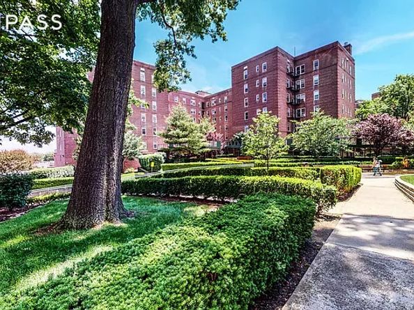 5635 Netherland Avenue 1G, Bronx NY 10471