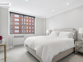 32 Gramercy Park S 6B, New York NY 10003