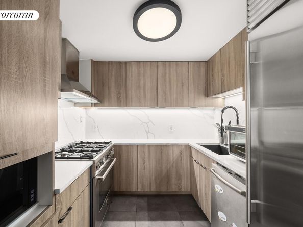63-14 Queens Boulevard 8K, Queens NY 11377