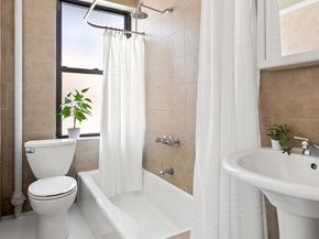 400 Lincoln Place 3H, Brooklyn NY 11238