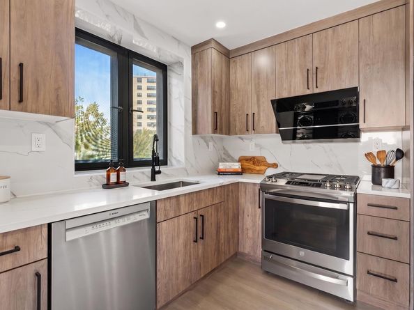 1546 Broadway 3B, Brooklyn NY 11221