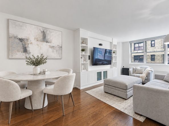 222 East 80th Street 8G, New York NY 10075