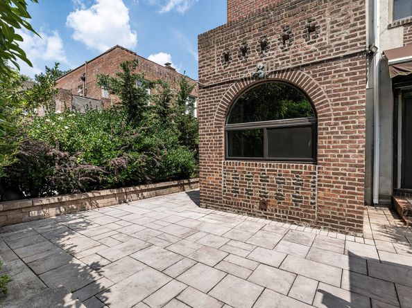 47-16 39th Avenue, Queens NY 11104