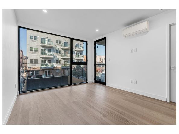 25-88 38th Street 2A, Queens NY 11103