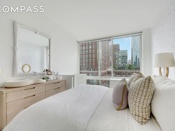 212 Warren Street 17S, New York NY 10282