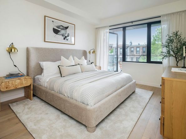 353 20th Street 3, Brooklyn NY 11215
