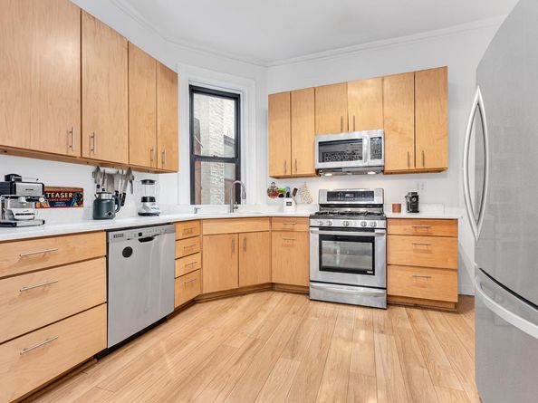 164 Prospect Park W 2L, Brooklyn NY 11215