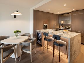 111 West 56th Street 41I, New York NY 10019