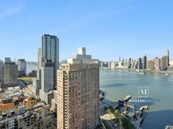 4-74 48th Avenue 35L, Queens NY 11109