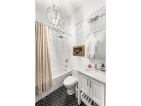 264 Greene Avenue 3, Brooklyn NY 11238