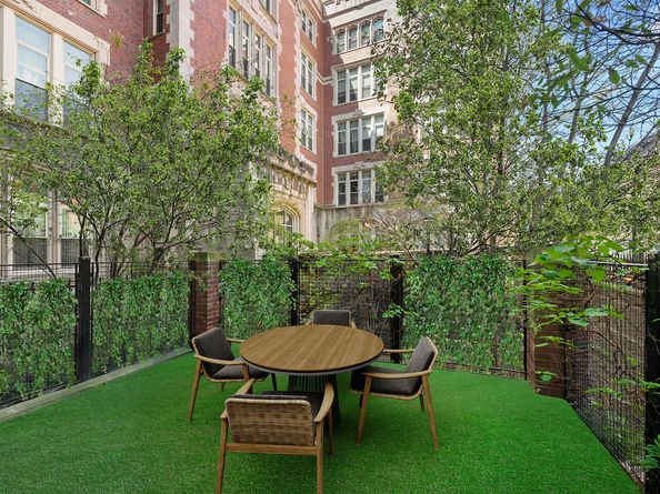 220 West 148th Street 1L, New York NY 10039