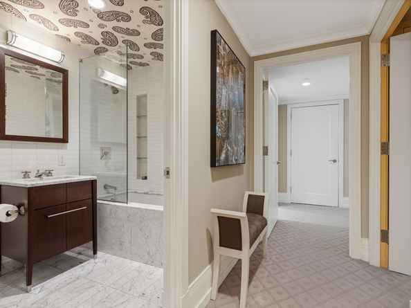 140 East 63rd Street 11A, New York NY 10065