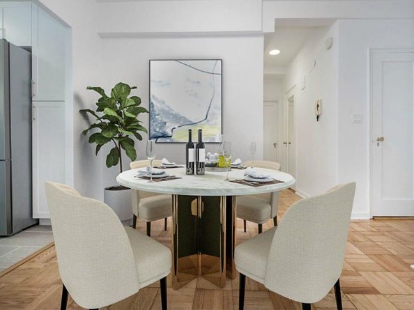 333 West 57th Street 302, New York NY 10019