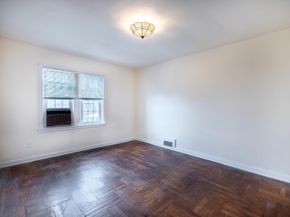 286 West 234th Street, Bronx NY 10463