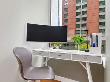 2 River Terrace