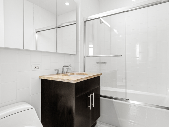 325 5th Avenue 34D, New York NY 10016