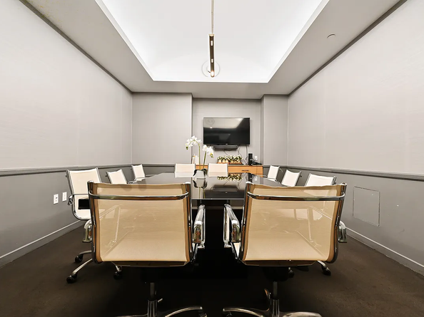 325 5th Avenue 34D, New York NY 10016