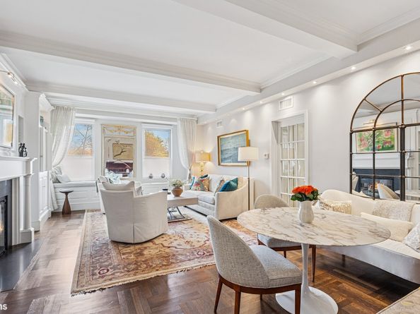 128 Central Park S 2A, New York NY 10019