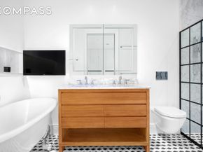33 West 67th Street 4M, New York NY 10023