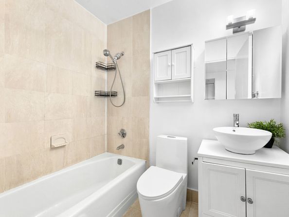 300 Albany Street 4K, New York NY 10280