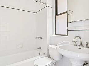 41 West 72nd Street 7E, New York NY 10023