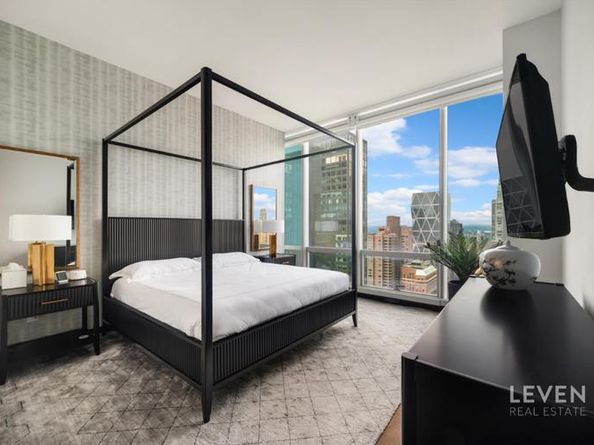 157 West 57th Street 46A, New York NY 10019