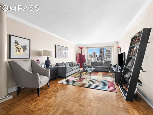400 East 56th Street 22G, New York NY 10022