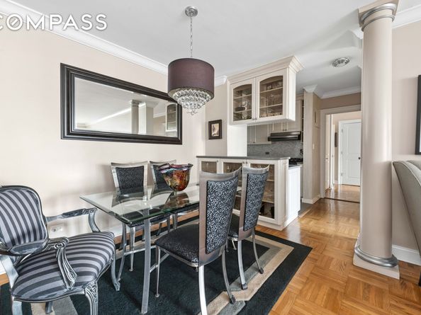 400 East 56th Street 22G, New York NY 10022