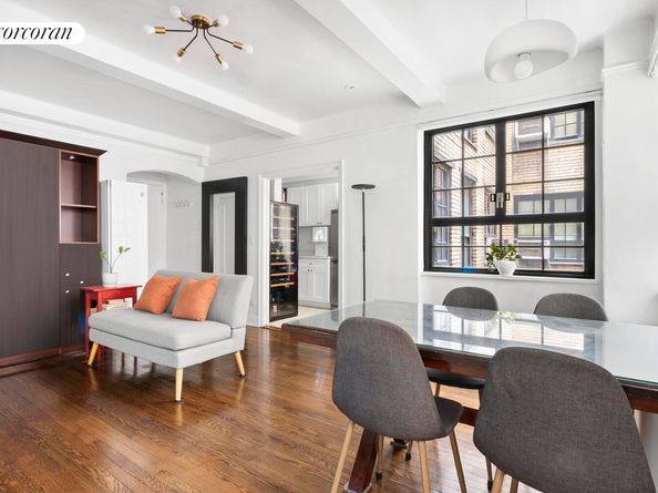 211 East 35th Street 2C, New York NY 10016
