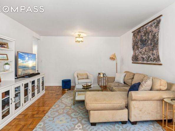 310 Lexington Avenue 9F, New York NY 10016