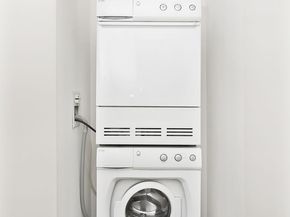 225 East 34th Street 3K, New York NY 10016