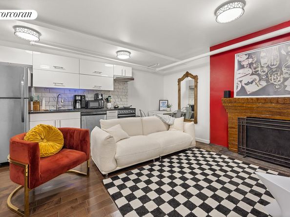 7 West 16th Street, New York NY 10011