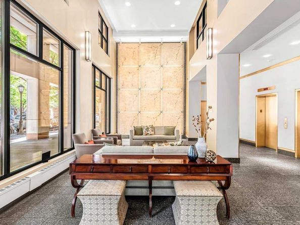 300 Rector Place 6E, New York NY 10280