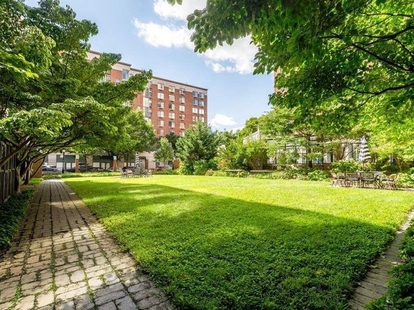 300 Rector Place 6E, New York NY 10280