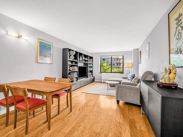 300 Rector Place 6E, New York NY 10280