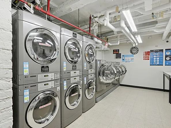 212 East 48th Street 2E, New York NY 10017