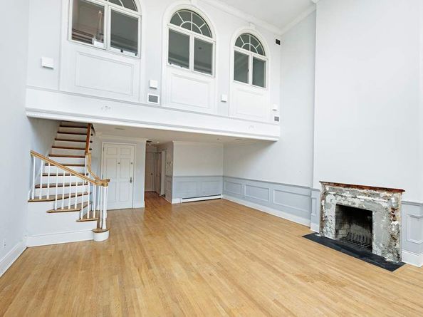 238 West 11th Street, New York NY 10014